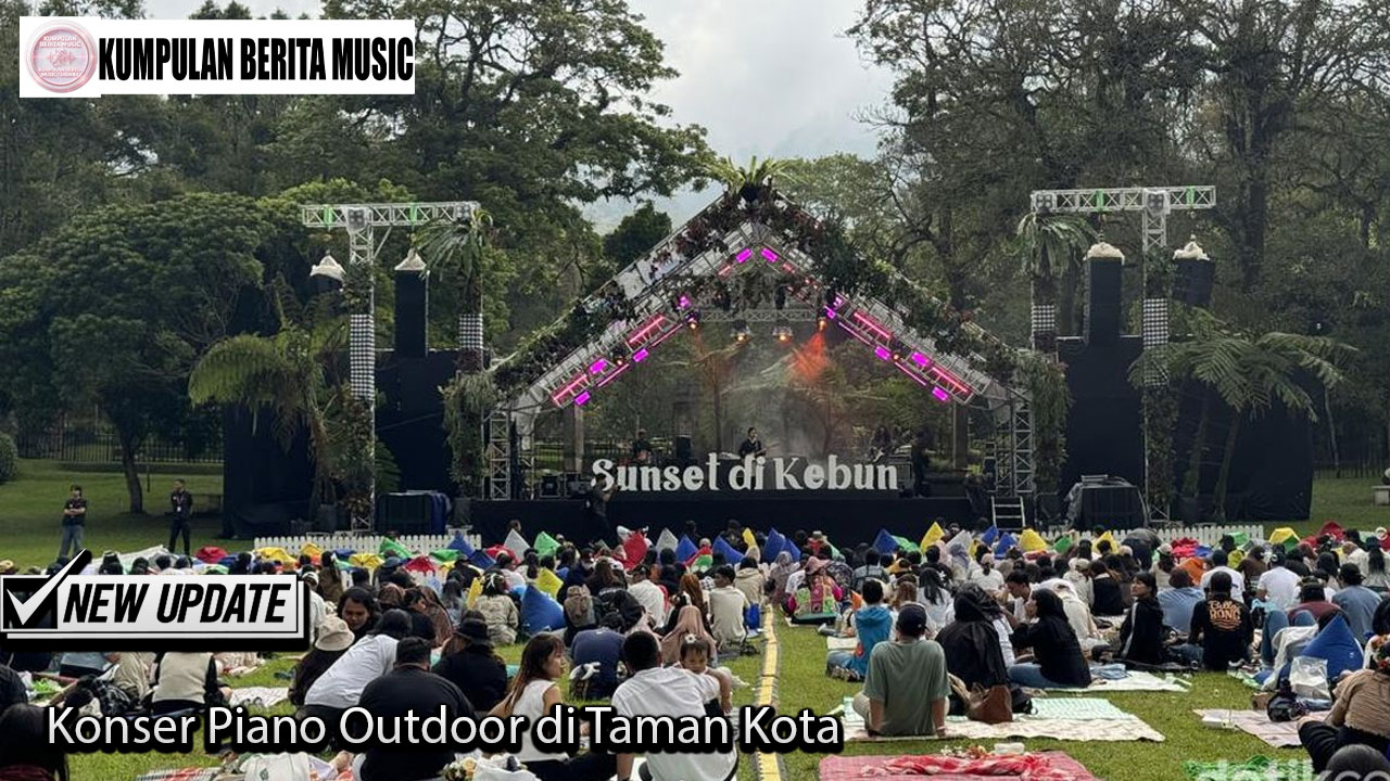 Konser Piano Outdoor di Taman Kota